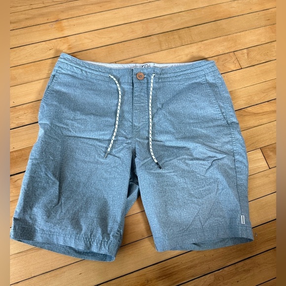 Quiksilver Amphibians Aqua men’s swim trunks - Picture 1 of 10
